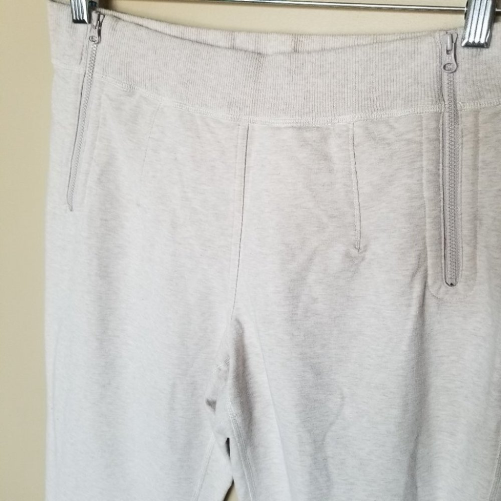 LULULEMON Rejuvenate Sweat Pant Dune 10 - Picture 4 of 12
